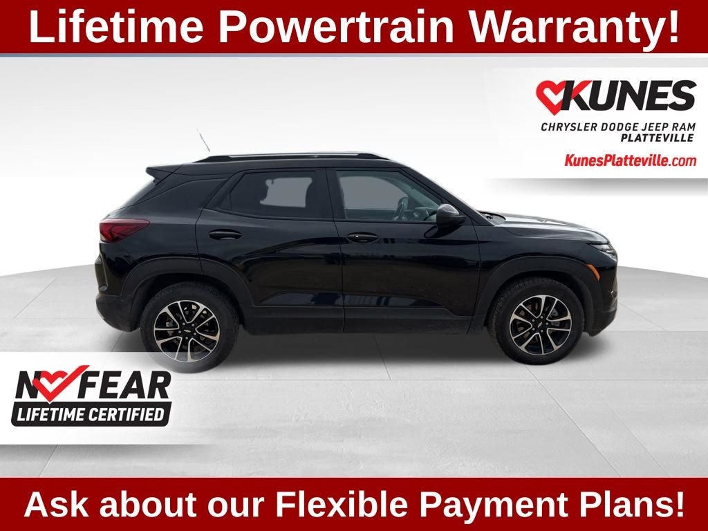 Used 2025 Chevrolet Trailblazer LT SUV