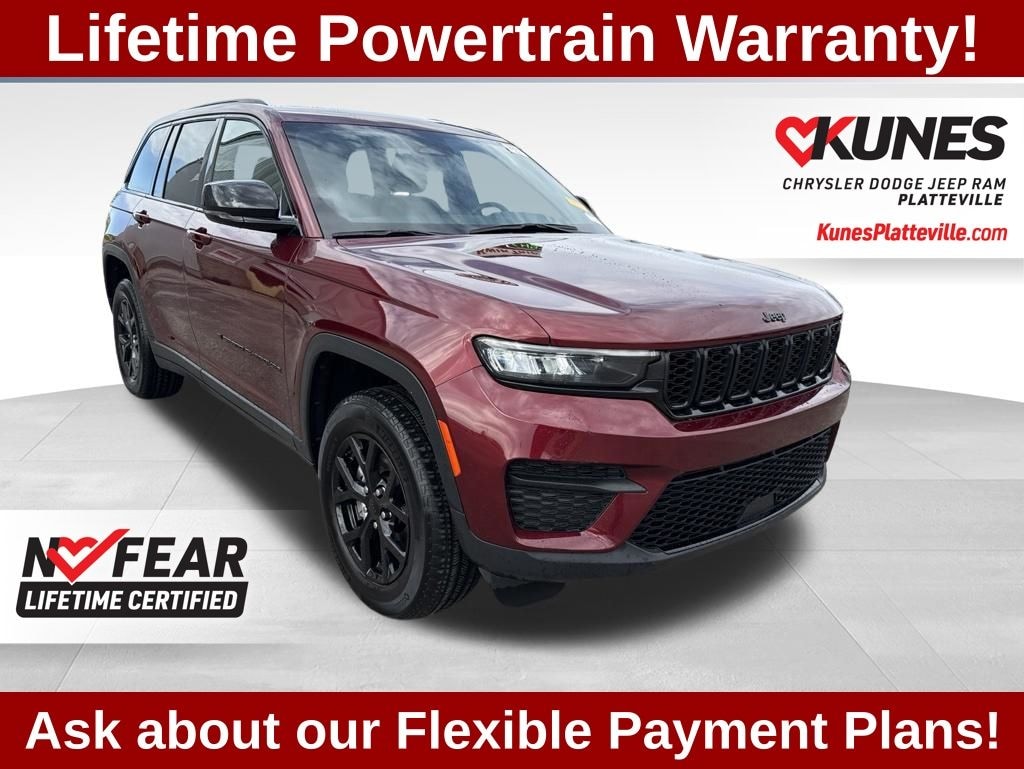 Used 2024 Jeep Grand Cherokee Altitude SUV
