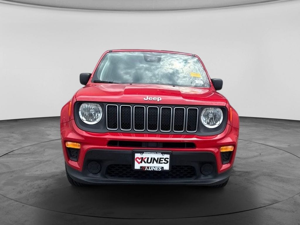Used 2023 Jeep Renegade Latitude SUV
