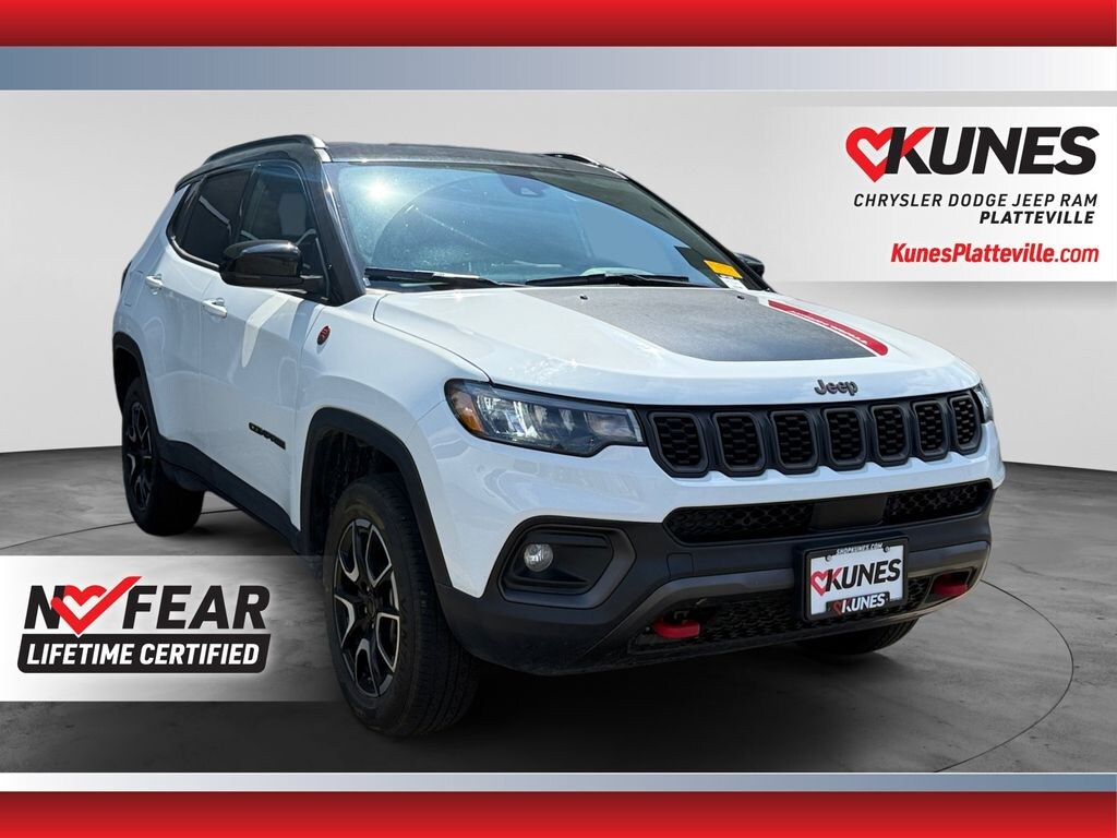 Used 2025 Jeep Compass Trailhawk SUV