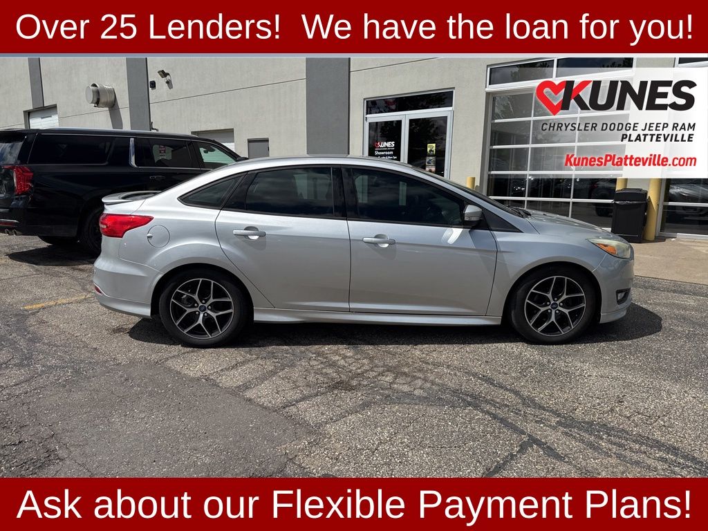 Used 2015 Ford Focus SE with VIN 1FADP3F27FL240330 for sale in Platteville, WI