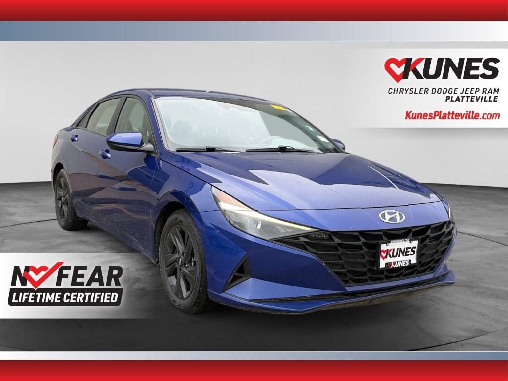 Used 2023 Hyundai Elantra SEL Sedan