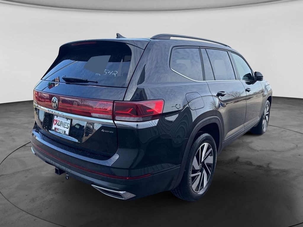 Used 2025 Volkswagen Atlas 2.0T SE w/Technology SUV