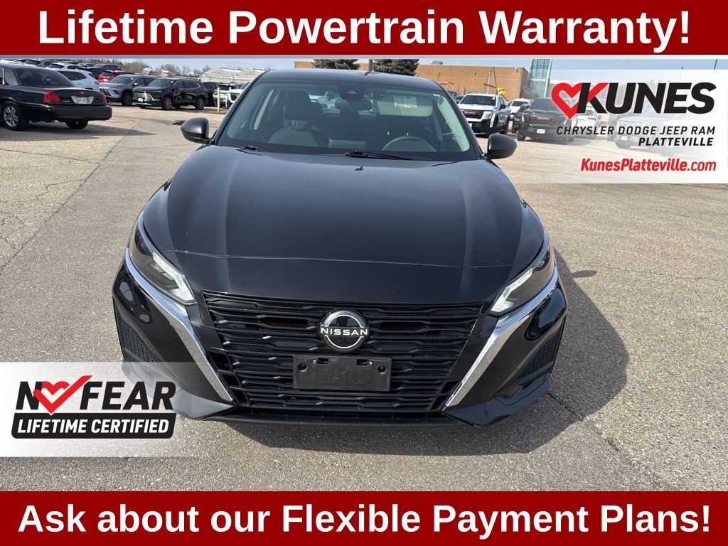 Used 2024 Nissan Altima 2.5 SV Sedan