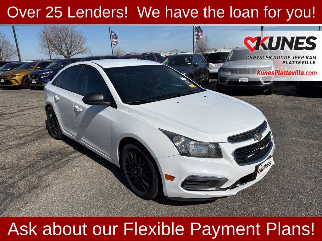 Used 2015 Chevrolet Cruze LS with VIN 1G1PA5SH7F7143662 for sale in Platteville, WI