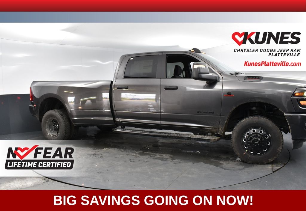 2025 Ram 3500 Big Horn photo 2