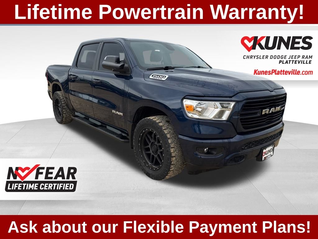 2020 RAM 1500 Big Horn/Lone Star 4x4 Crew Cab 5'7's photo