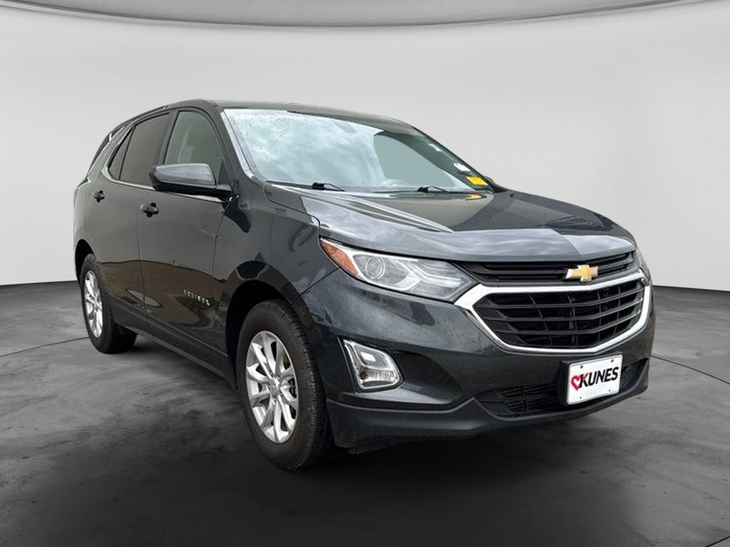 Used 2018 Chevrolet Equinox LT with VIN 2GNAXJEV6J6291663 for sale in Platteville, WI