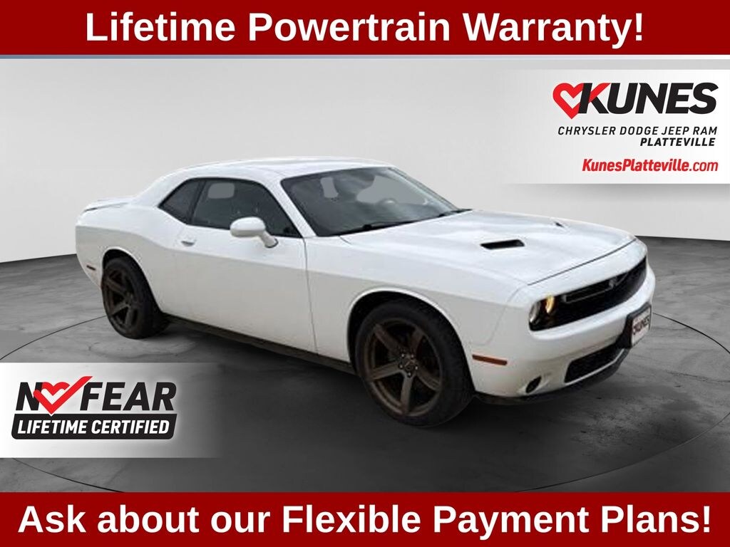 Used 2019 Dodge Challenger SXT Coupe