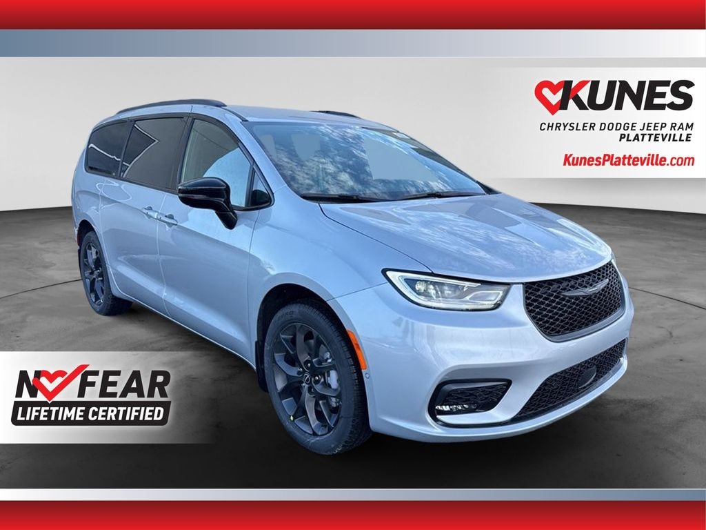 New 2026 Chrysler Pacifica Select Passenger Van