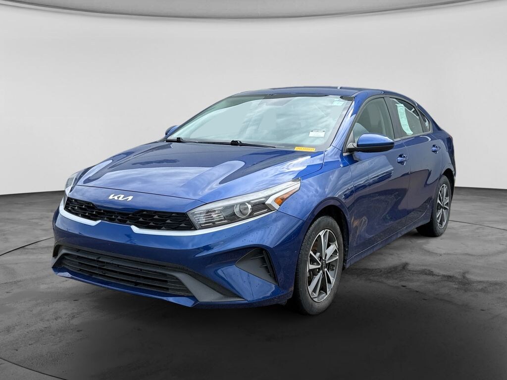Used 2024 Kia Forte LXS Sedan
