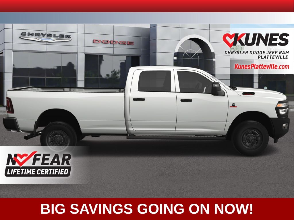 2025 Ram 2500 Tradesman photo 4