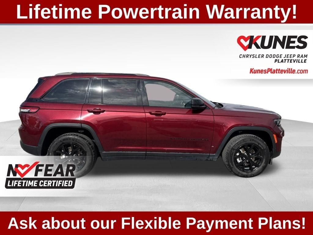 Used 2024 Jeep Grand Cherokee Altitude SUV
