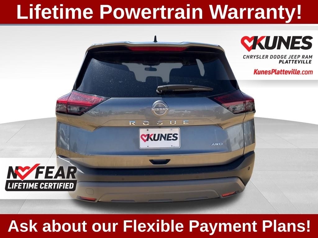 Used 2023 Nissan Rogue S SUV