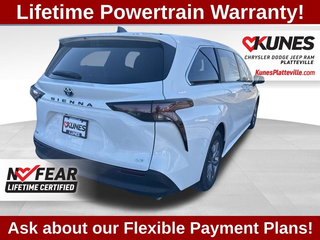 Used 2025 Toyota Sienna LE 8 Passenger Minivan/Van