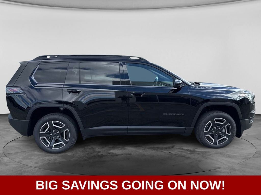 New 2026 Jeep Cherokee Laredo Sport Utility