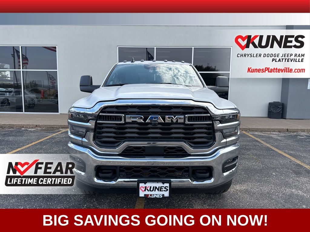 2026 Ram 2500 Tradesman photo 3