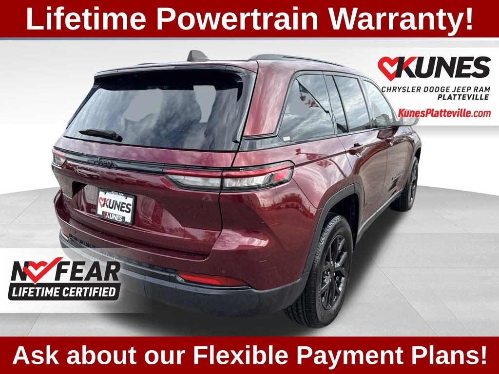 Used 2024 Jeep Grand Cherokee Altitude SUV