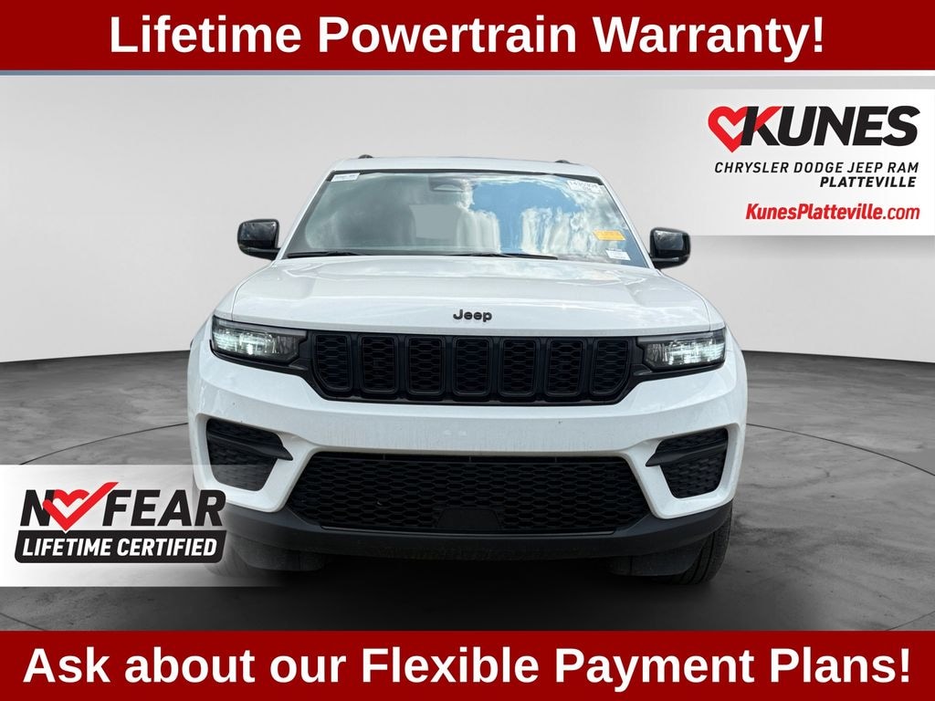 Used 2024 Jeep Grand Cherokee Altitude SUV