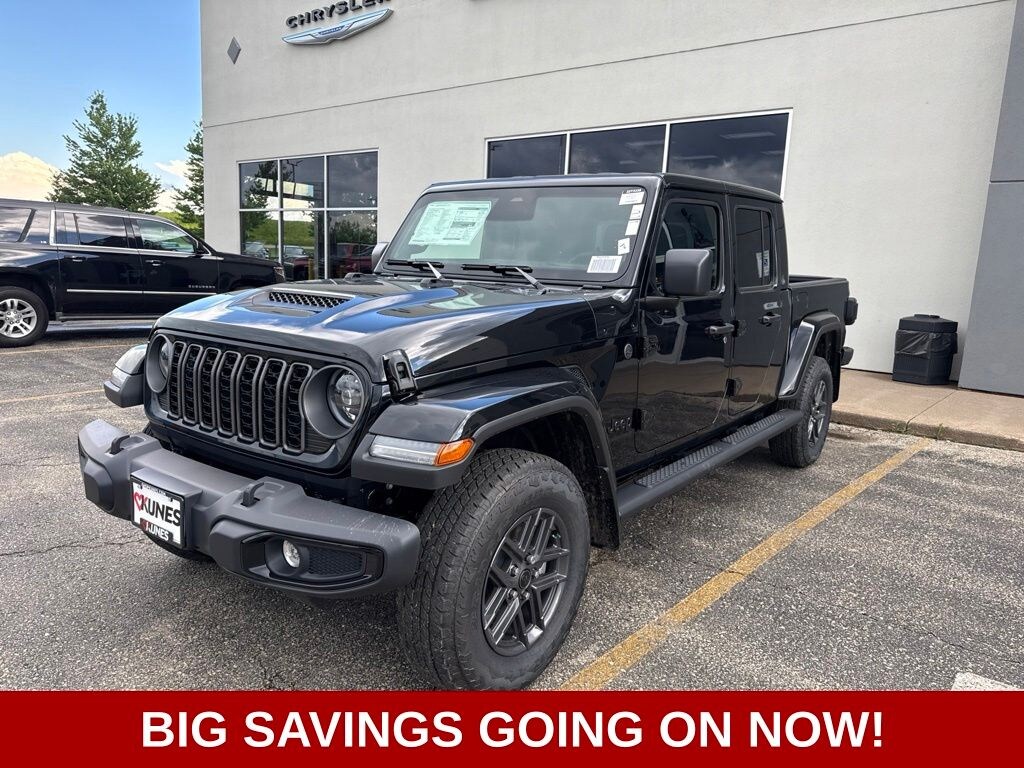New 2026 Jeep Gladiator Sport S Pickup