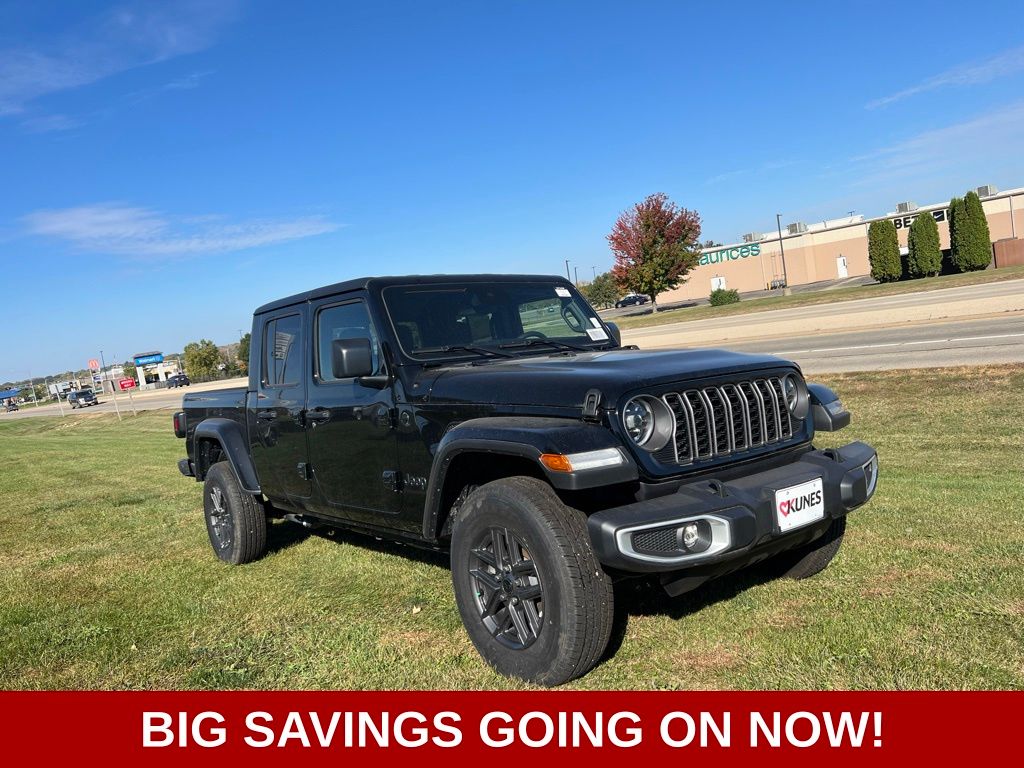 2024 Jeep Gladiator Sport photo 2