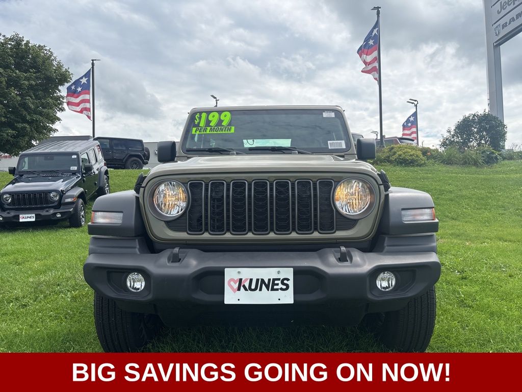 2025 Jeep Wrangler Sport photo 3