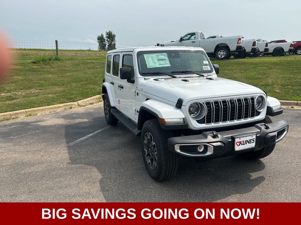 2025 Jeep Wrangler Sahara photo 2