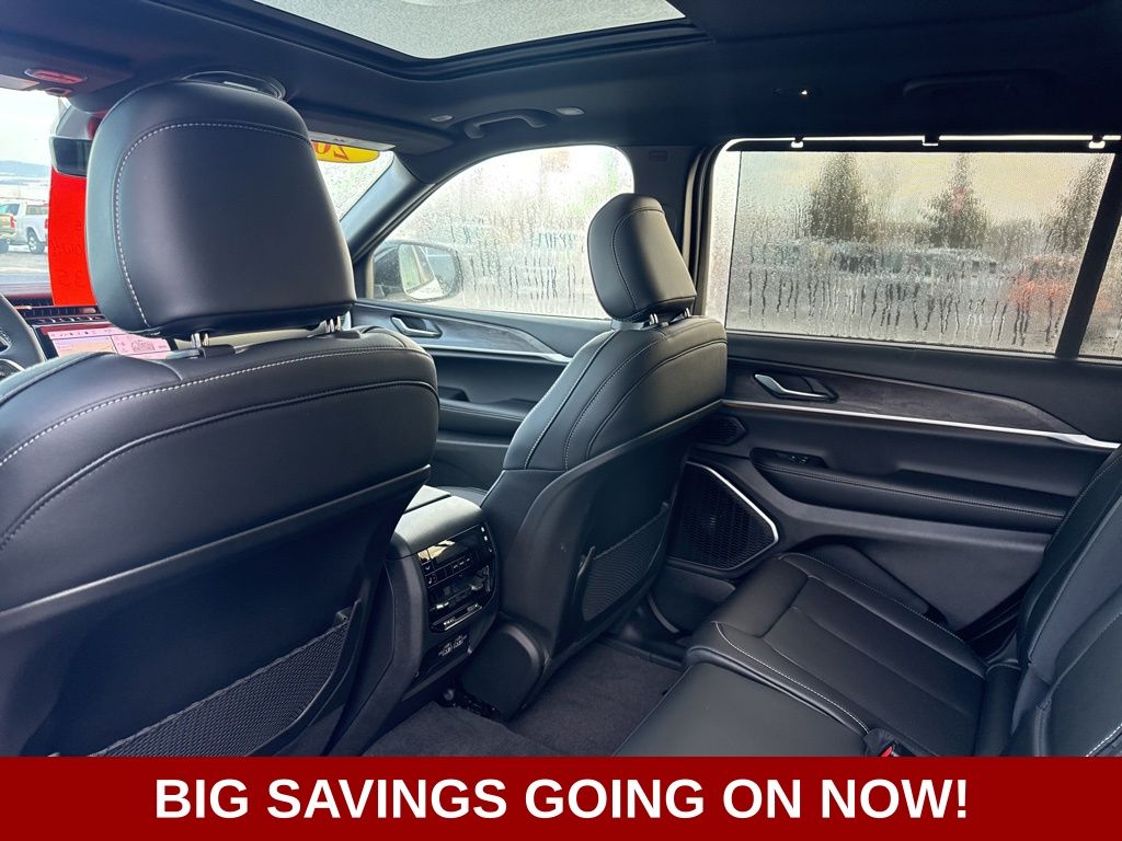 2025 Jeep Grand Cherokee L Limited - Photo 38