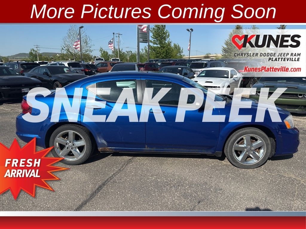 Used 2014 Dodge Avenger SE Sedan