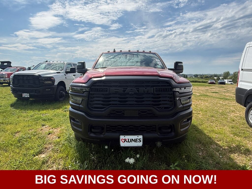 New 2025 Ram 3500 Tradesman 167.5 WB Pickup