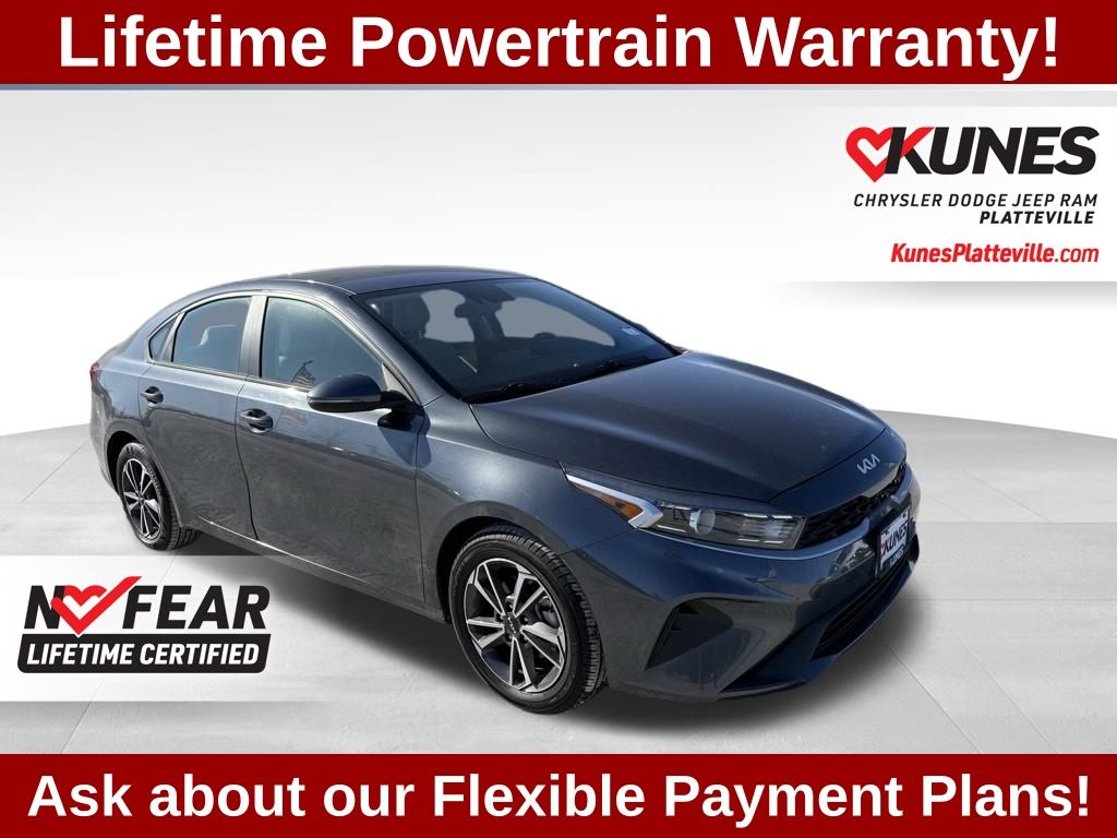 Used 2022 Kia FORTE LXS with VIN 3KPF24AD5NE488082 for sale in Platteville, WI