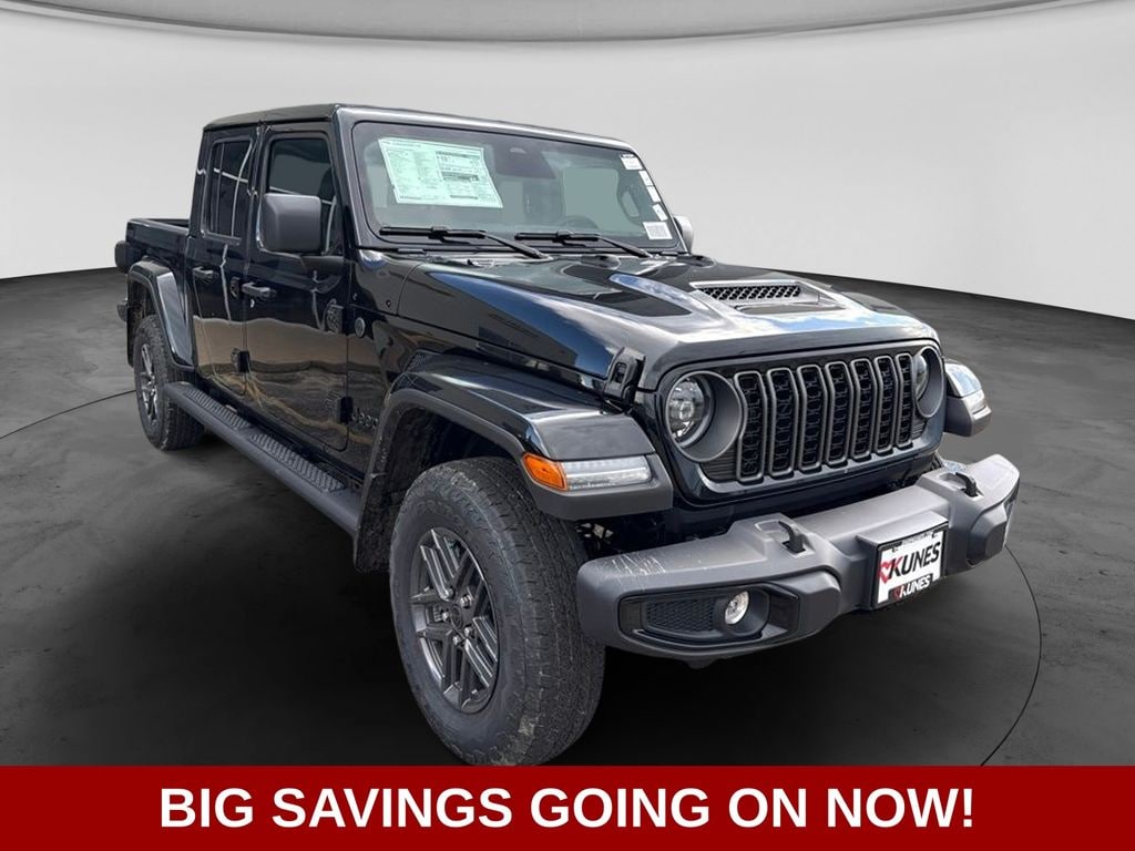 New 2026 Jeep Gladiator Sport S Pickup