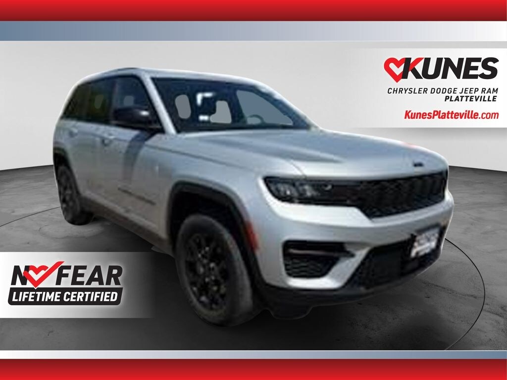 Used 2024 Jeep Grand Cherokee Altitude SUV