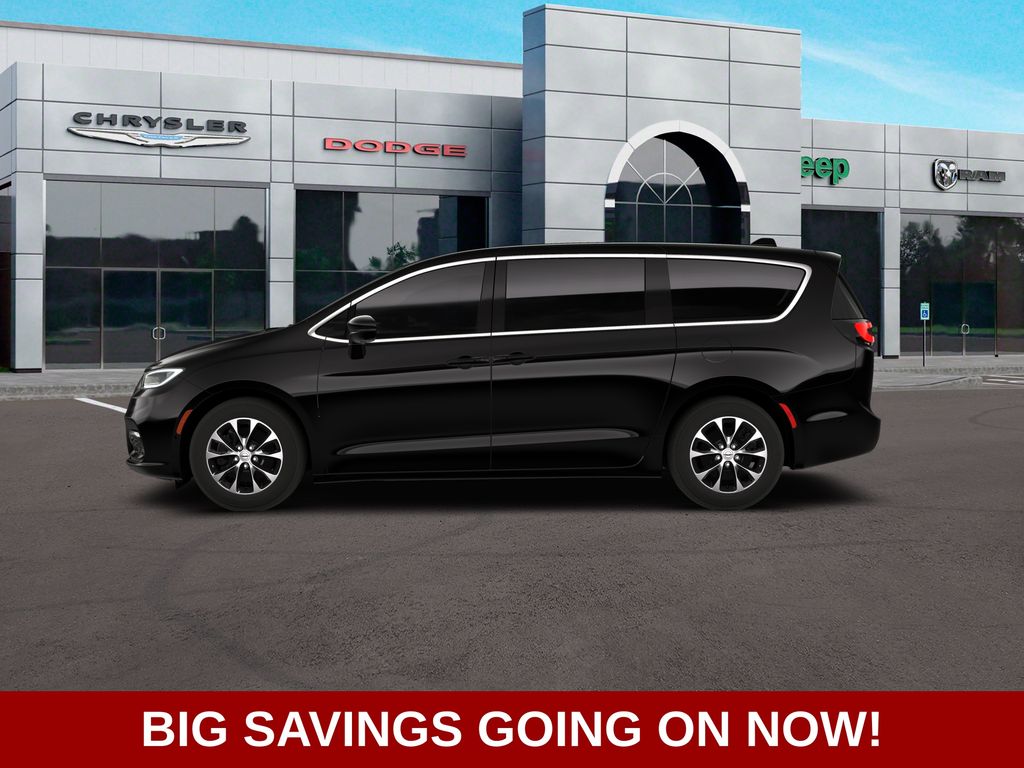 2026 Chrysler Pacifica photo 2