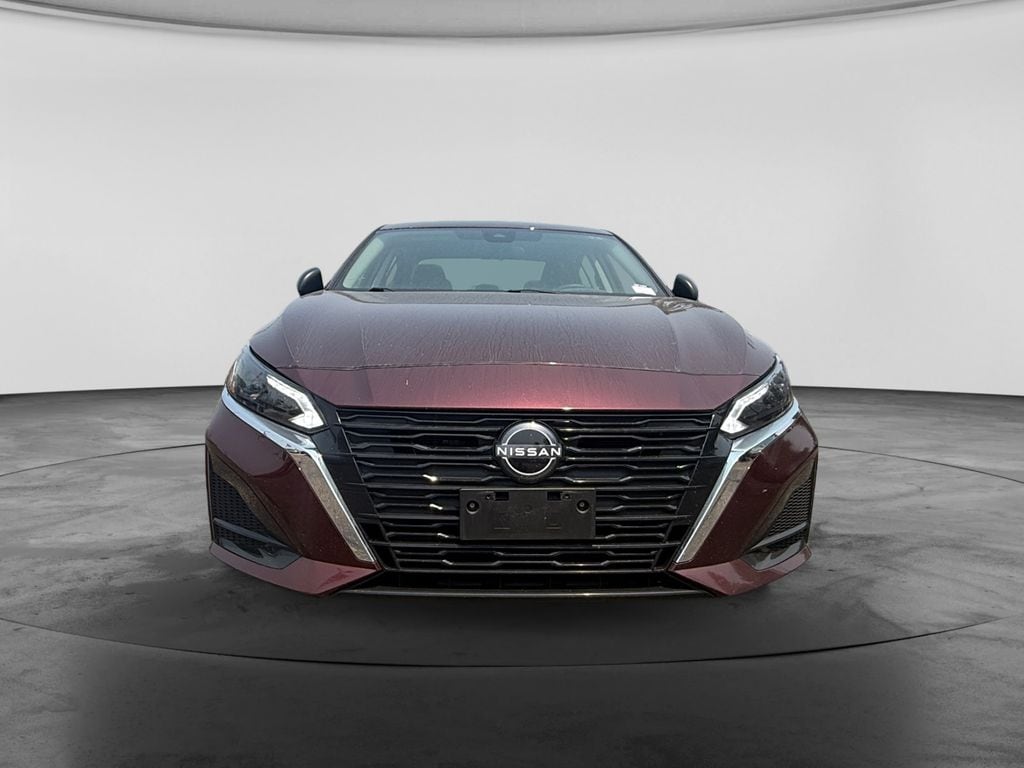 Used 2025 Nissan Altima 2.5 SV Sedan