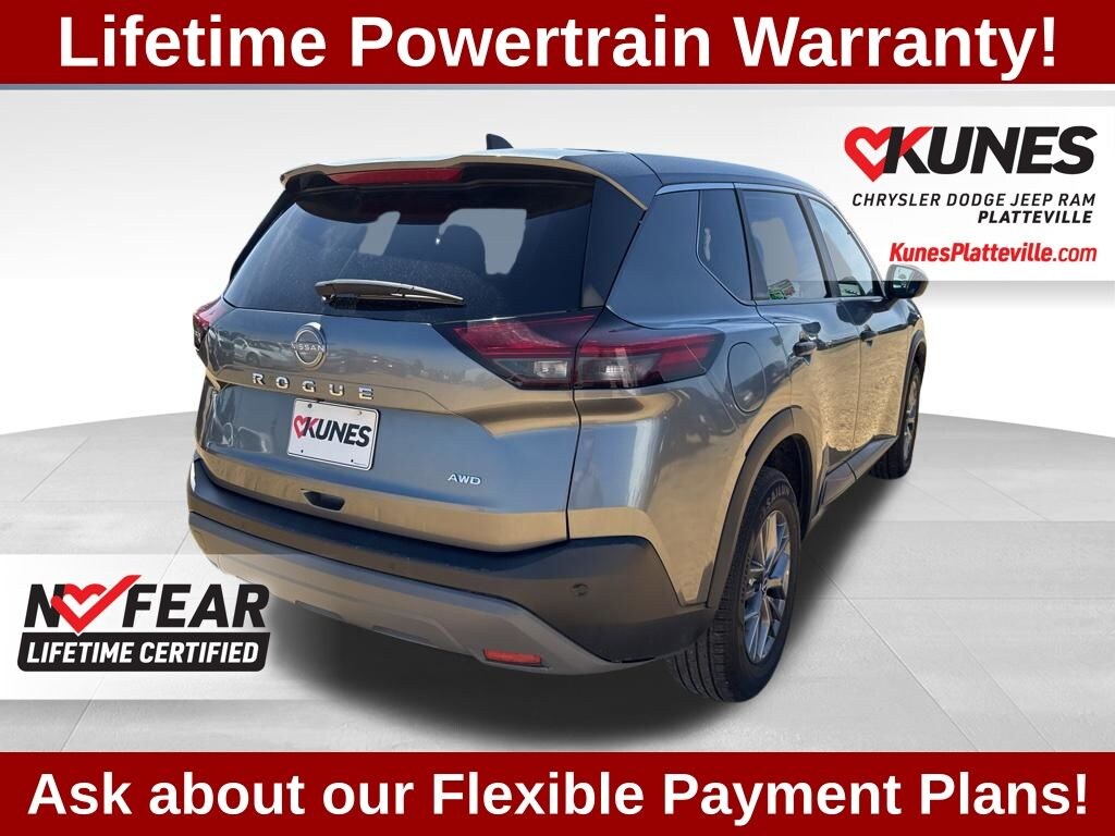 Used 2023 Nissan Rogue S SUV