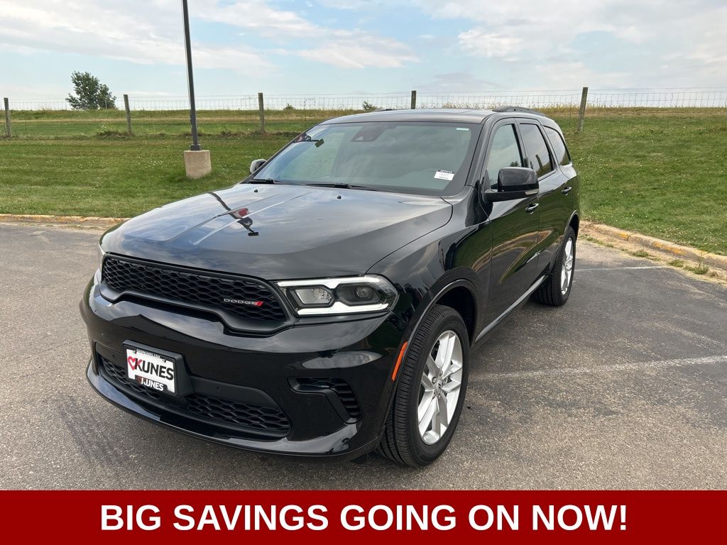 2025 Dodge Durango GT Plus photo 3