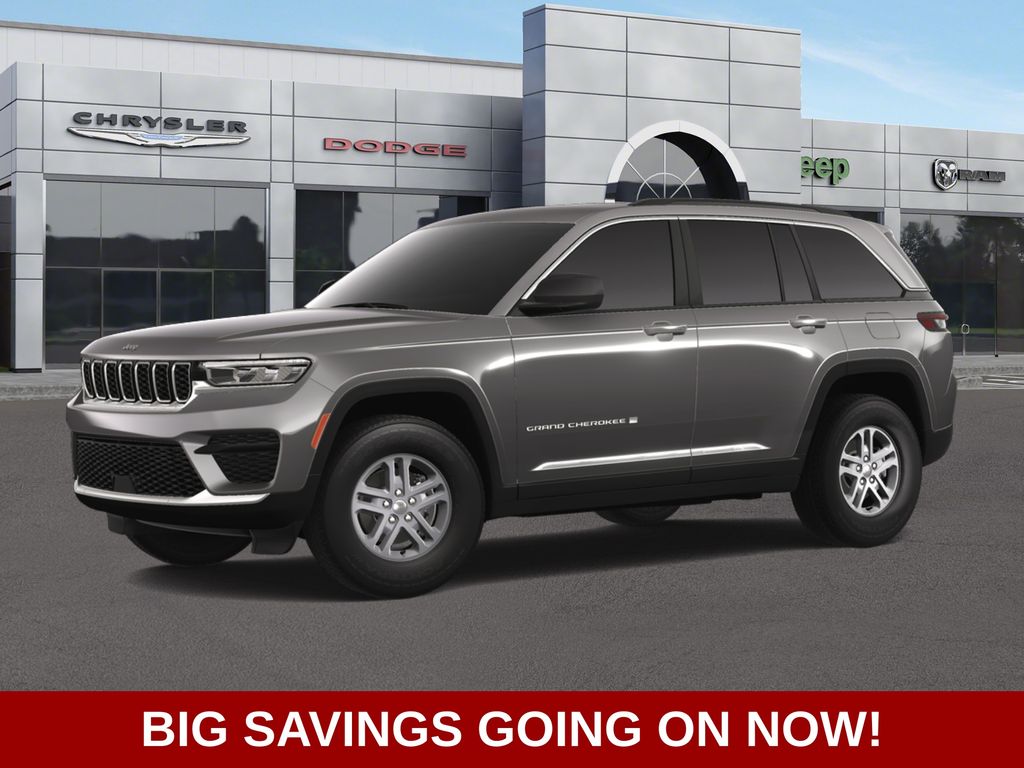 2025 Jeep Grand Cherokee Laredo photo 2