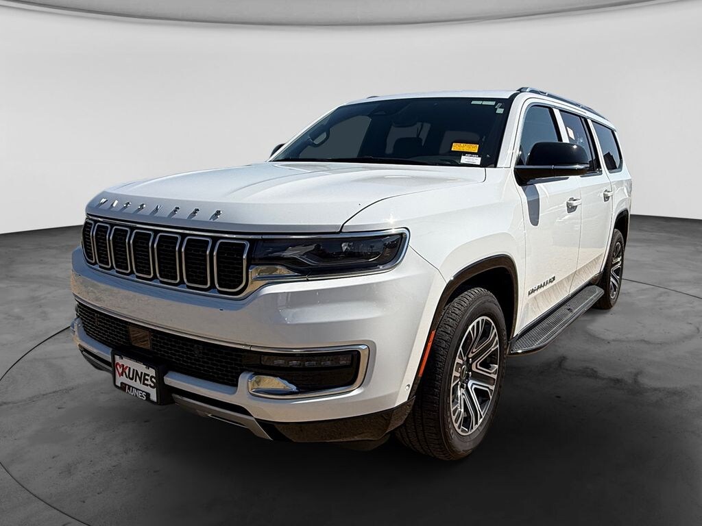 Used 2025 Jeep Wagoneer L Series II SUV