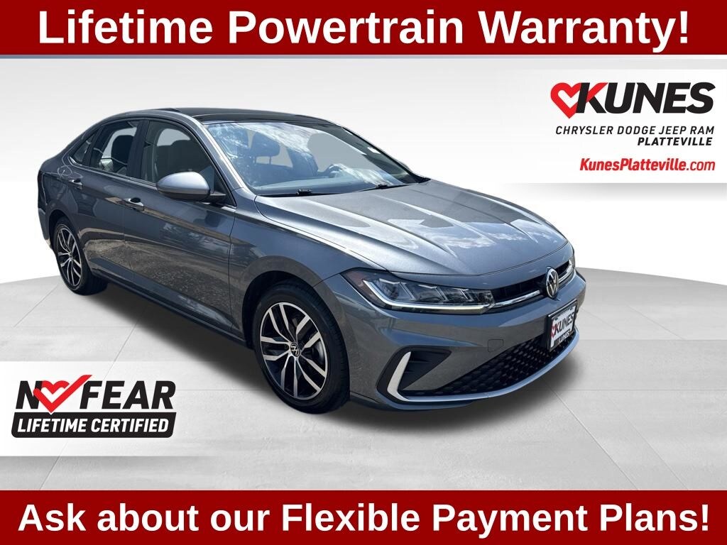 Used 2025 Volkswagen Jetta 1.5T SE Sedan