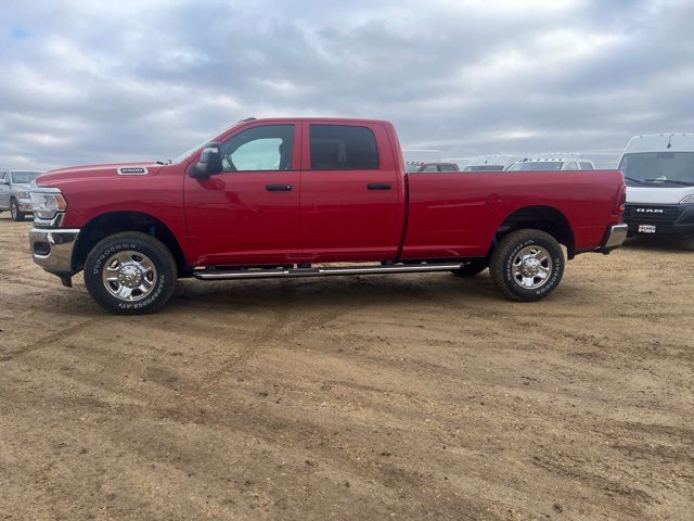 2024 Ram 2500 Tradesman photo 3