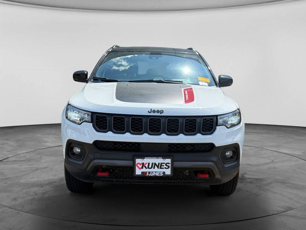 Used 2025 Jeep Compass Trailhawk SUV