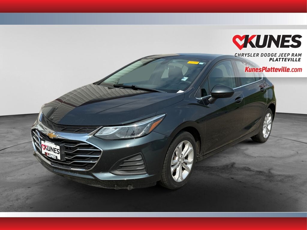 Used 2019 Chevrolet Cruze LT Hatchback