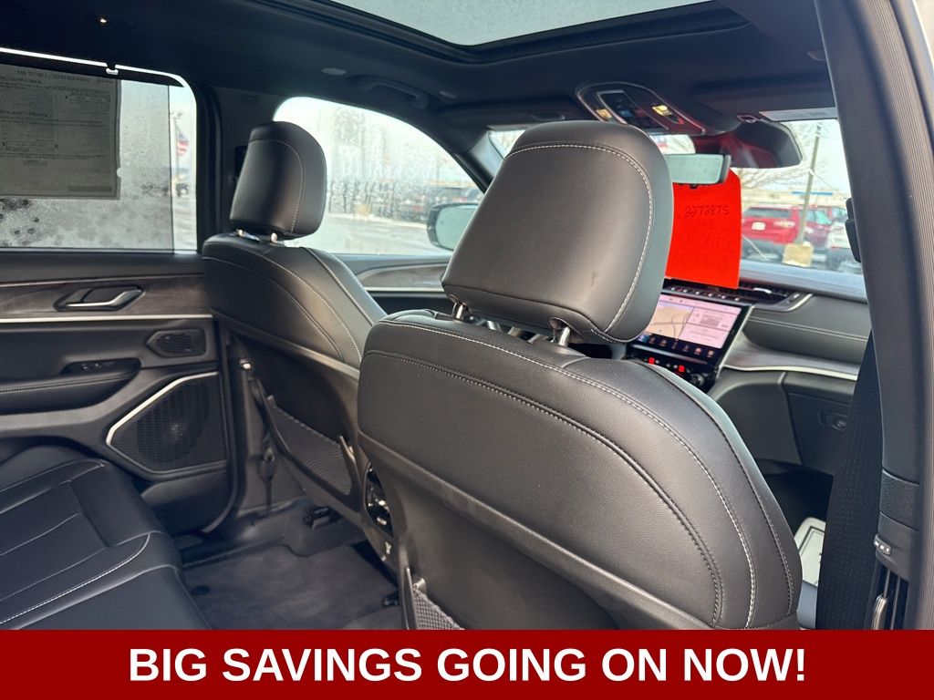 2025 Jeep Grand Cherokee L Limited - Photo 47
