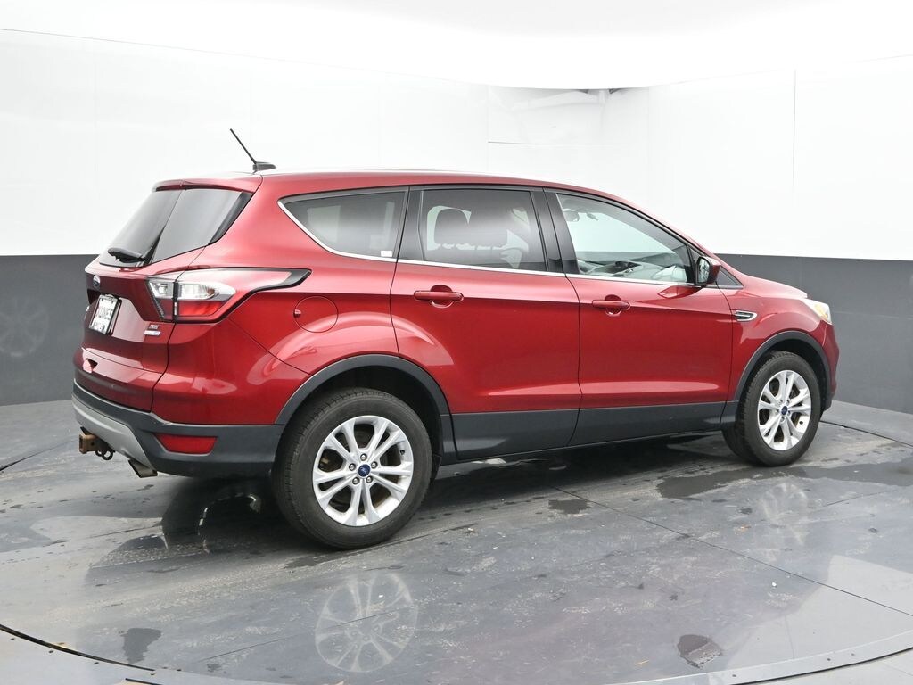 Used 2017 Ford Escape SE SUV