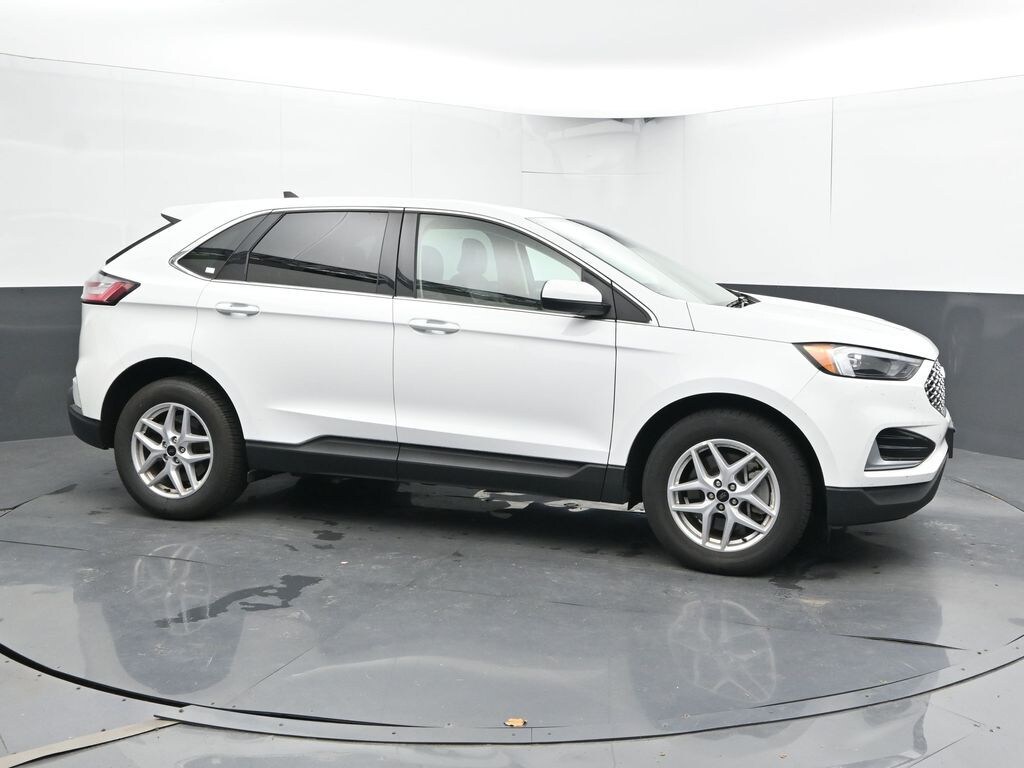 Used 2024 Ford Edge SUV