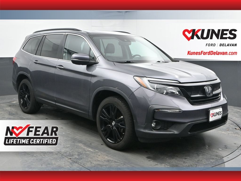 2021 Honda Pilot SE's photo