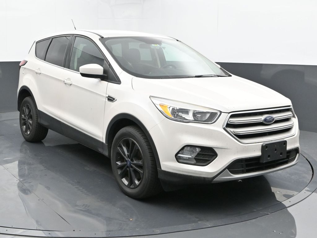 Used 2019 Ford Escape SE with VIN 1FMCU9GD4KUA57176 for sale in Delavan, WI