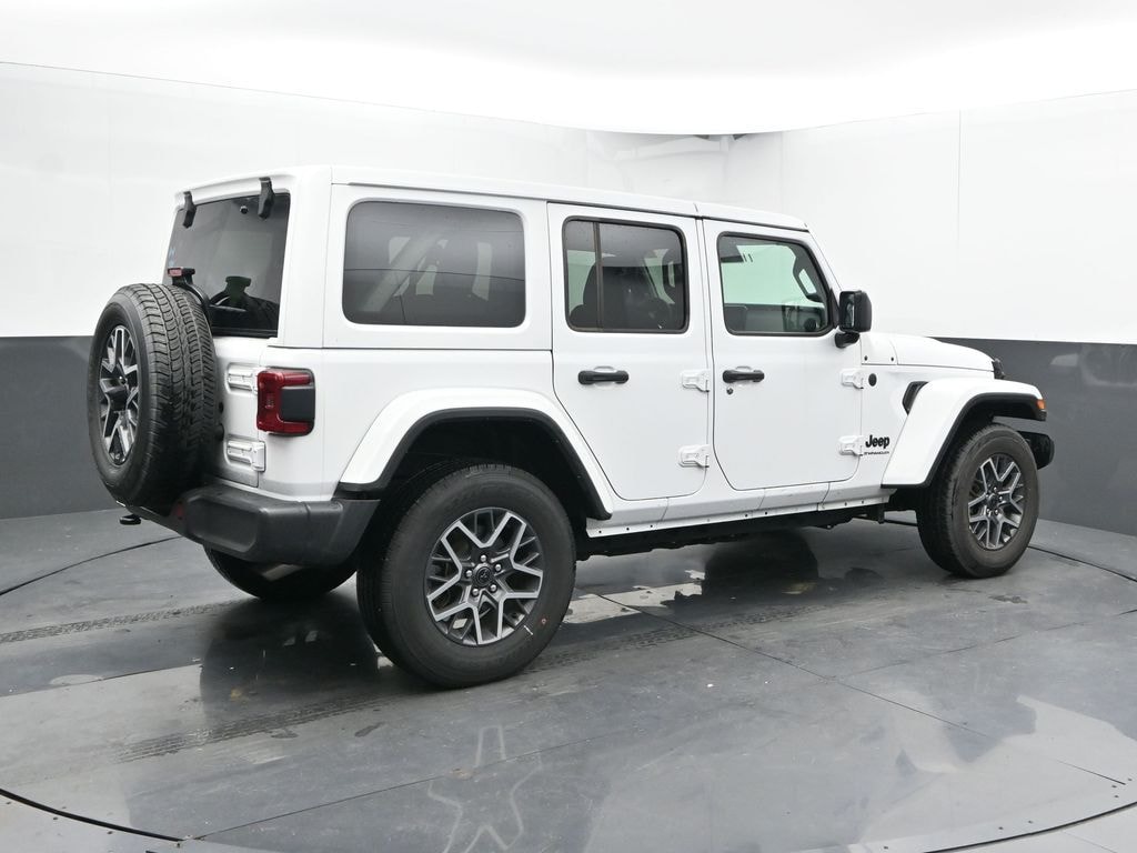 Certified 2025 Jeep Wrangler Sahara SUV