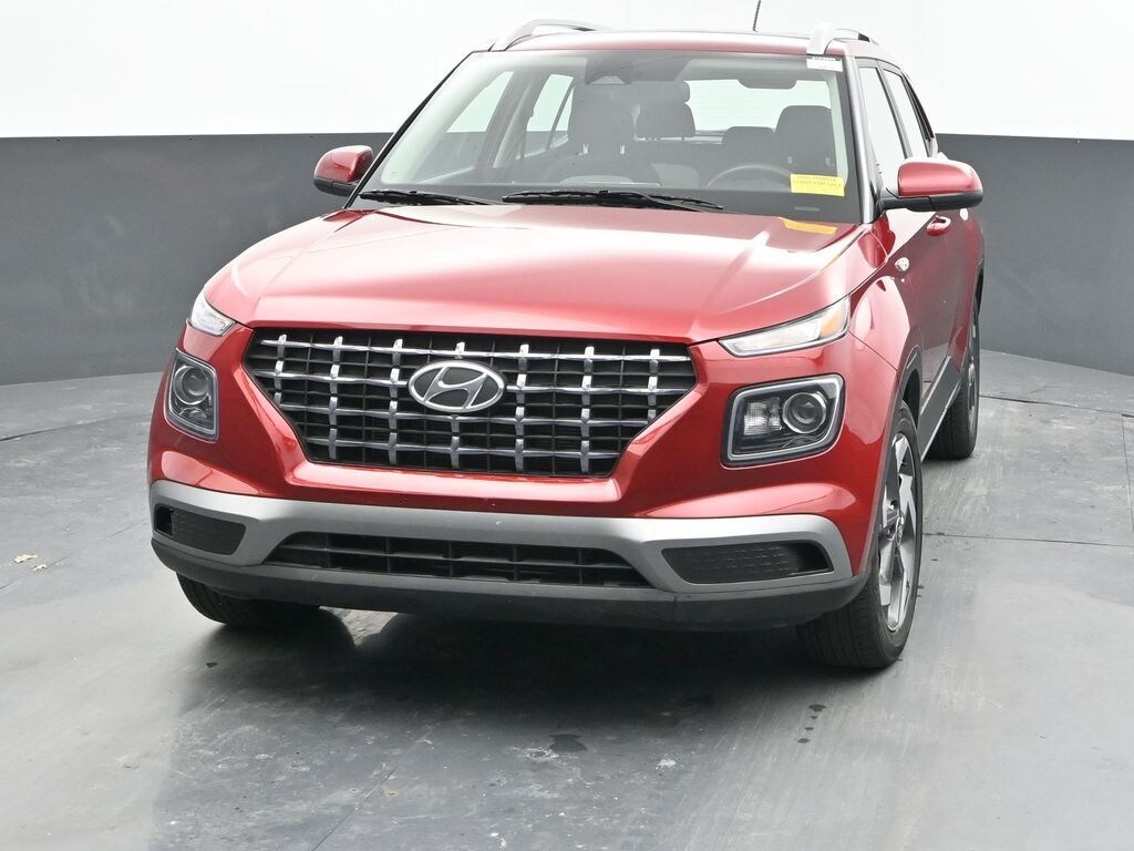 Certified 2025 Hyundai Venue SEL SUV